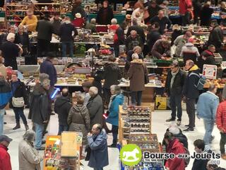 Photo de la bourse aux jouets 23ème bourse aux jouets anciens et de collections de Jonzac