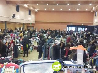 Photo de la bourse aux jouets 27eme bourse aux jouets, vêtements pour enfants et puér.