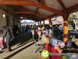 Photo de la bourse aux jouets bourse aux jouets et marché de noël