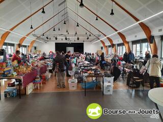 Photo de la bourse aux jouets bourse aux jouets puériculture vêtements enfants, déco noël