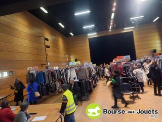 Photo de la bourse aux jouets Bourse aux vêtements à partir de 14 ans et adultes hommes fe