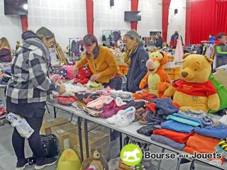 Photo de la bourse aux jouets Vide chambre et foire à tout