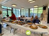 Photo vide dressing (et objets divers )association Etincelles à Le Controis-en-Sologne